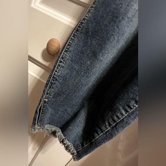 Torrid Skinny jeans NWOT Women’s size 26 - Picture 2 of 5